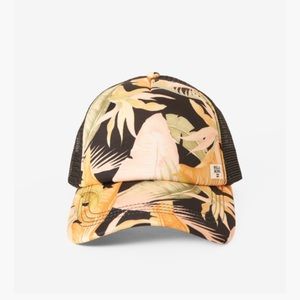 Billabong Heritage Mashup Trucker Hat - Color Greenmist